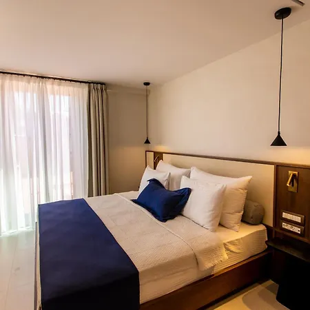 Islet Santorini Infinity Caldera Villa *