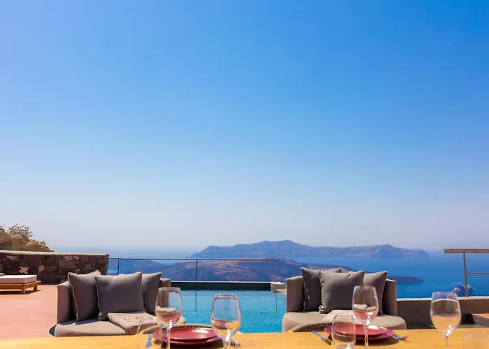 Islet Santorini Infinity Caldera