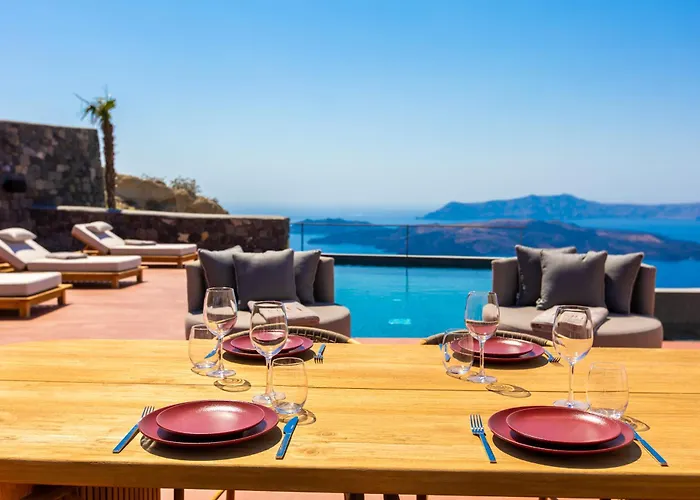 Islet Santorini Infinity Caldera *